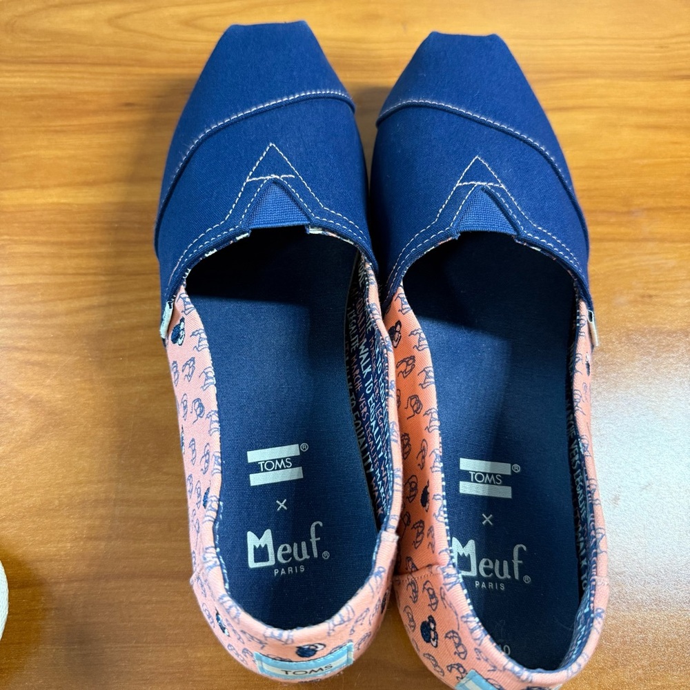 Toms x‎ Meuf Paris Rights “Walk To Equality” Canvas Slip on Alpargata Flat 10 - Picture 8 of 9